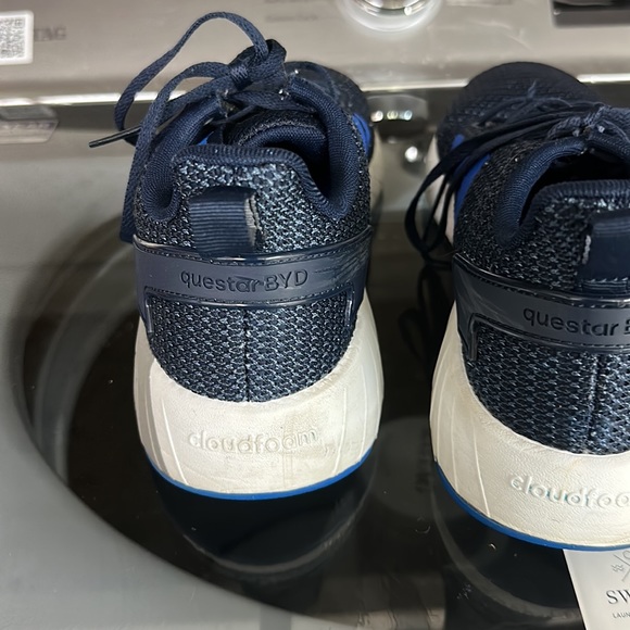 Adidas - Picture 3 of 5